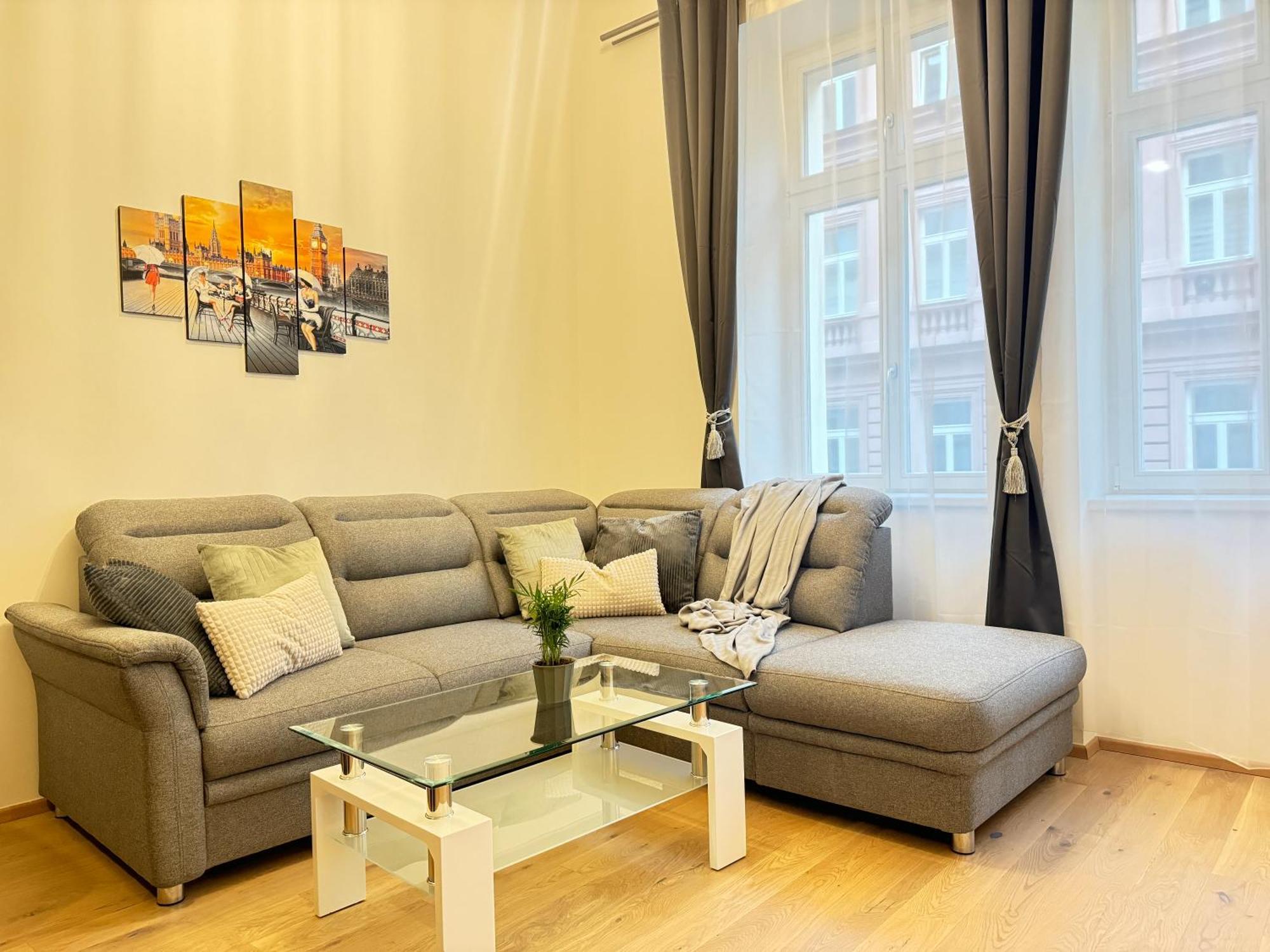 Free Parking - Cozy Apartment Near Vysehrad Railway Bridge Прага Екстер'єр фото